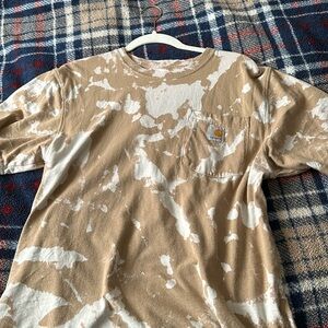 cute tie dye carhartt looe fit shirt.